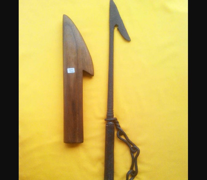 Tombak Nenggala Majapahit