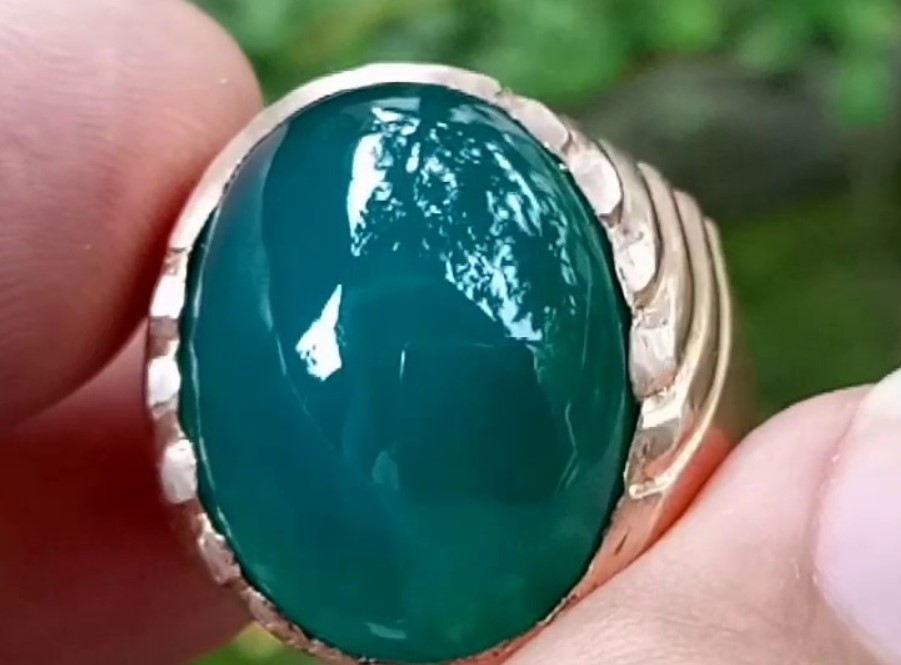 Manfaat Batu Bacan Palamea